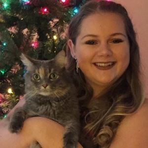 Meet your Posher, Abigail